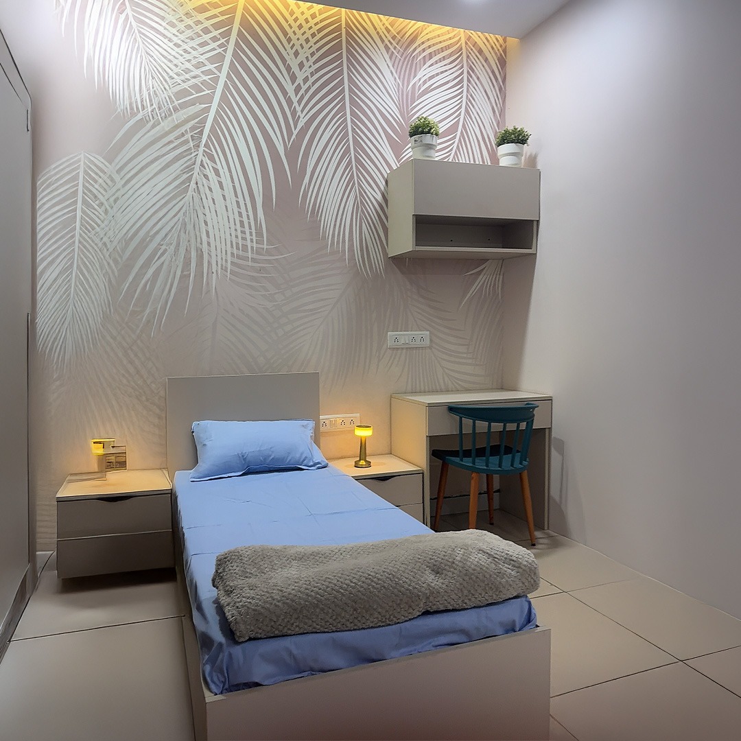 Single Sharing Room